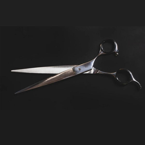 Sharpening razor-edge scissors